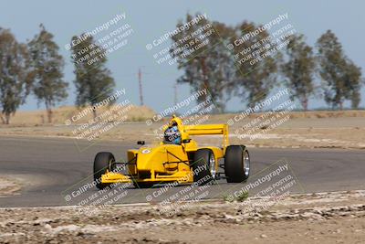 media/May-01-2022-CalClub SCCA (Sun) [[03a481c204]]/Group 6/Qualifying (I5)/